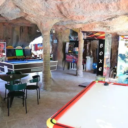 Grand Aquarium Szálloda